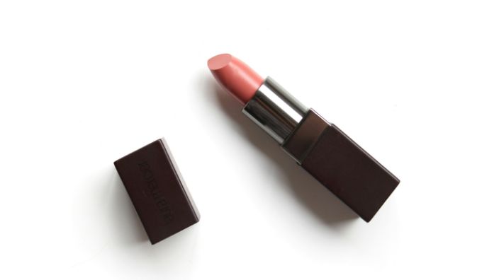 Titanium dioxide in voeding verboden…. maar hoe zit het met mijn lippenstift !?